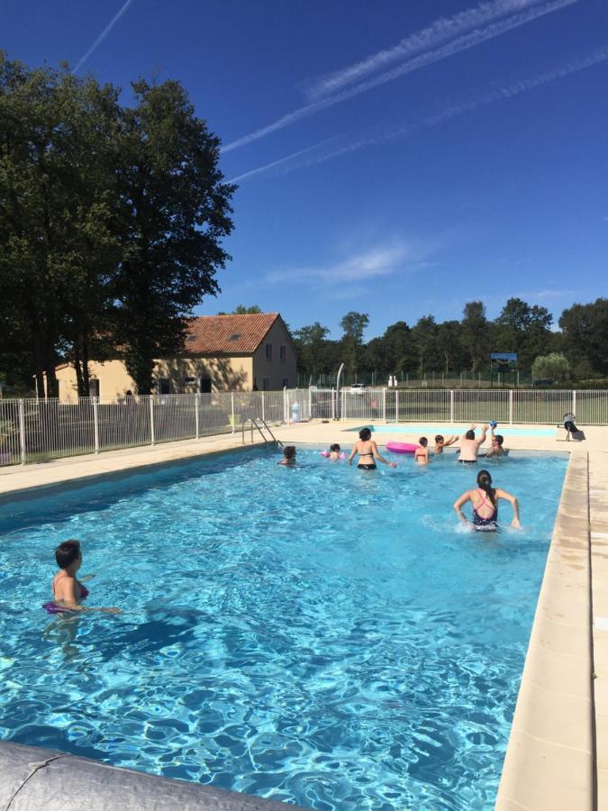Camping Les Petites Minaudieres Coussay-les-Bois Exteriér fotografie