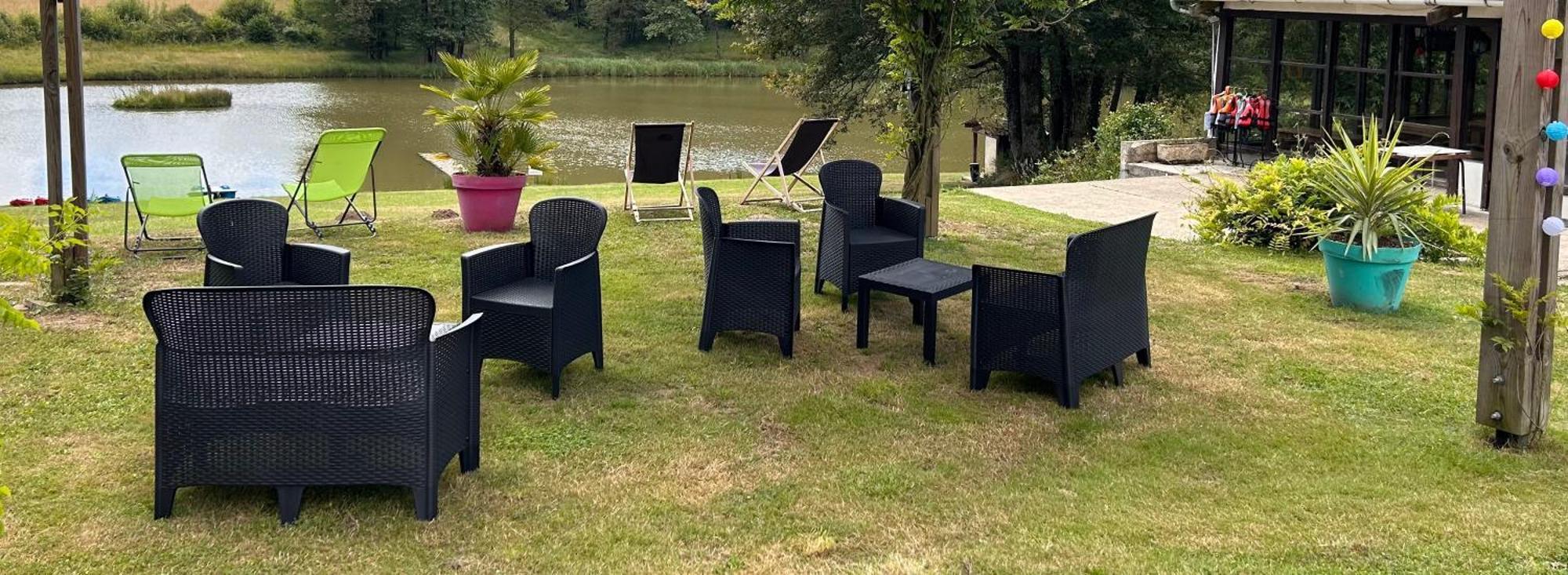 Camping Les Petites Minaudieres Coussay-les-Bois Exteriér fotografie